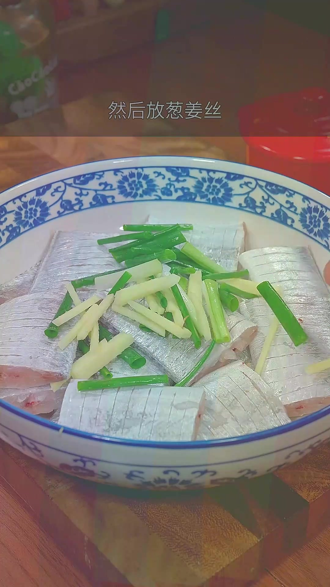 炸带鱼简单做法(炸带鱼的做法大全家常菜窍门)